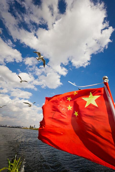 为什么你总是过度期待对方的消息和回复